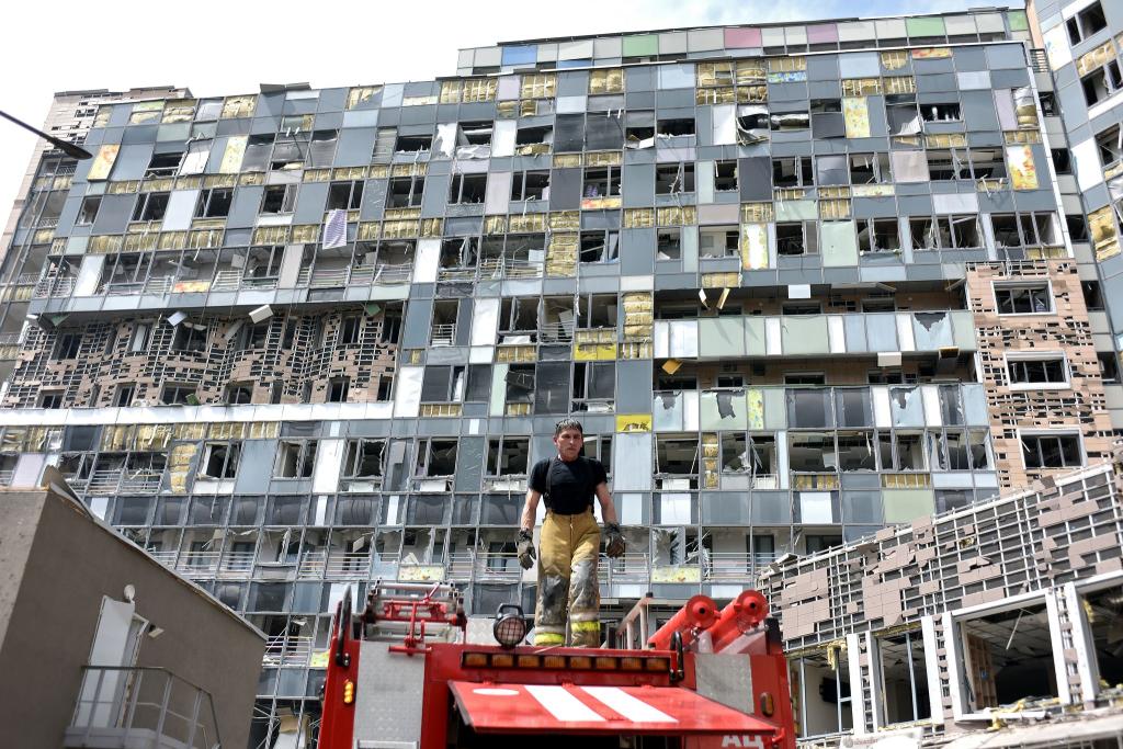 Das nach einem russischen Angriff zerstörte Kinderkrankenhaus. - Foto: Ukrinform/dpa