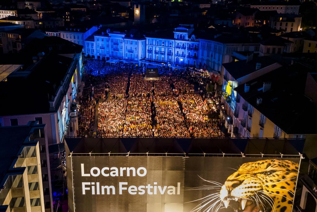 In Locarno findet neben Cannes, Berlin und Venedig das bedeutendste europäische Filmfestival statt (Archivbild). - Foto: Jean-Christophe Bott/KEYSTONE/dpa