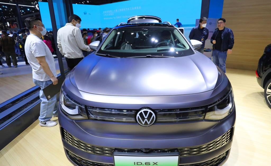 Wegen schleppender Verkäufe in China sinken im VW-Konzern die Auslieferungszahlen. - Foto: Fang Zhe/Xinhua/dpa