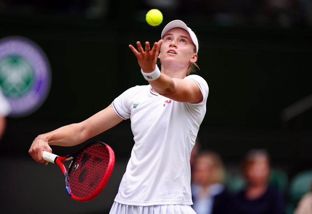 Rybakina hatte 2022 in Wimbledon ihren bisher einzigen Grand-Slam-Erfolg gefeiert. - Foto: Mike Egerton/PA Wire/dpa