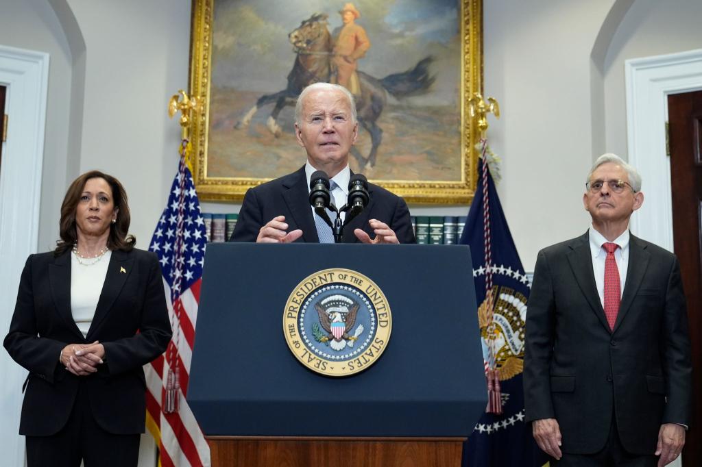US-Präsident Joe Biden will sich nach dem Attentat auf seinen politischen Kontrahenten Donald Trump in einer Ansprache an die Nation wenden und das tief gespaltene Land zum Zusammenhalt aufrufen. - Foto: Susan Walsh/AP