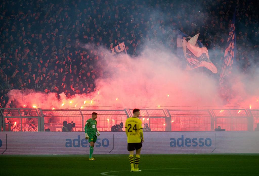 Spiel mit viel Brisanz: Dortmund steht gegen Bochum unter Druck. - Foto: Bernd Thissen/dpa