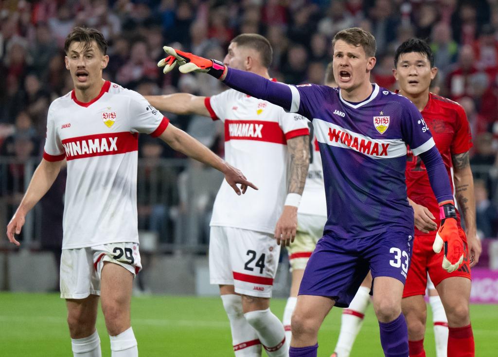 Am Dienstag sind Alexander Nübel (2. v. r.) und der VfB Stuttgart bei Juventus Turin zu Gast. - Foto: Sven Hoppe/dpa