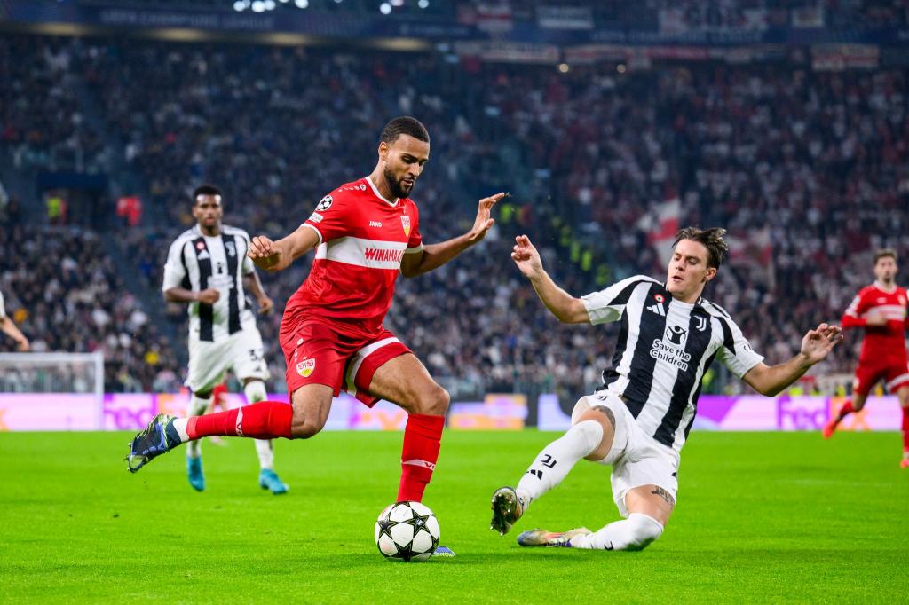 Josha Vagnoman (l.) und der VfB Stuttgart zeigten in Turin eine starke Vorstellung. - Foto: Tom Weller/dpa