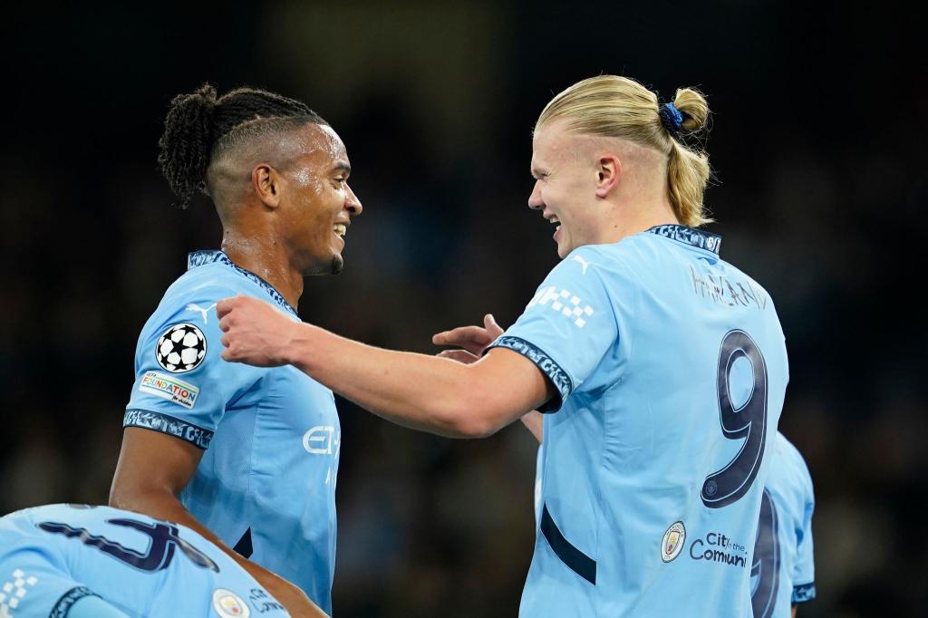 Superstar Erling Haaland (r) traf einmal mehr spektakulär für Manchester City. - Foto: Dave Thompson/AP