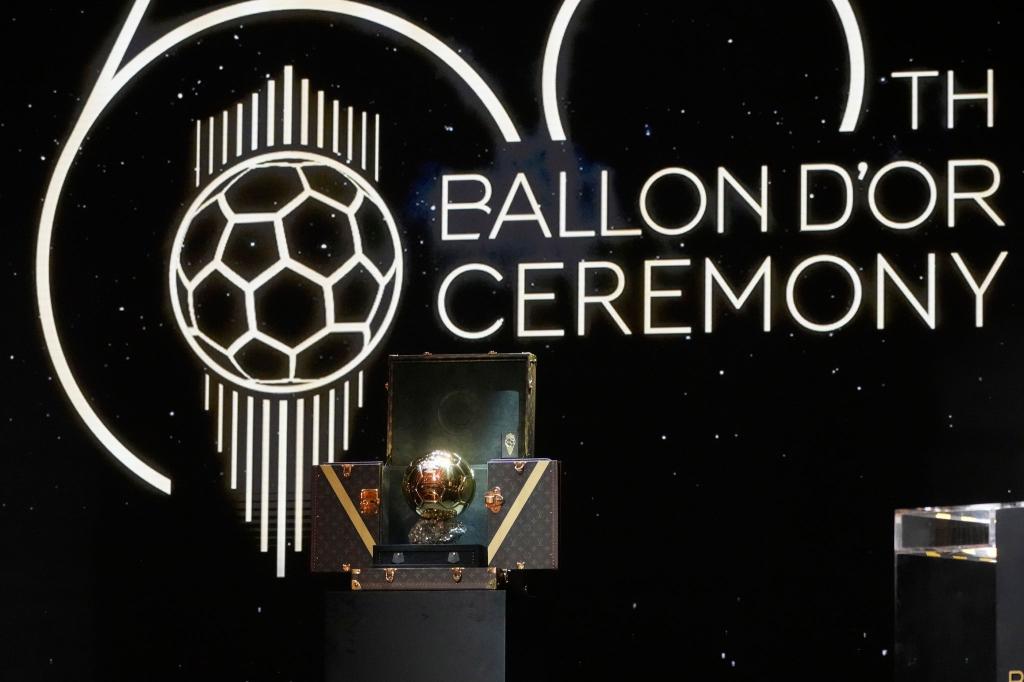 Der Ballon d'Or wird seit Jahrzehnten vergeben. - Foto: Michel Euler/AP