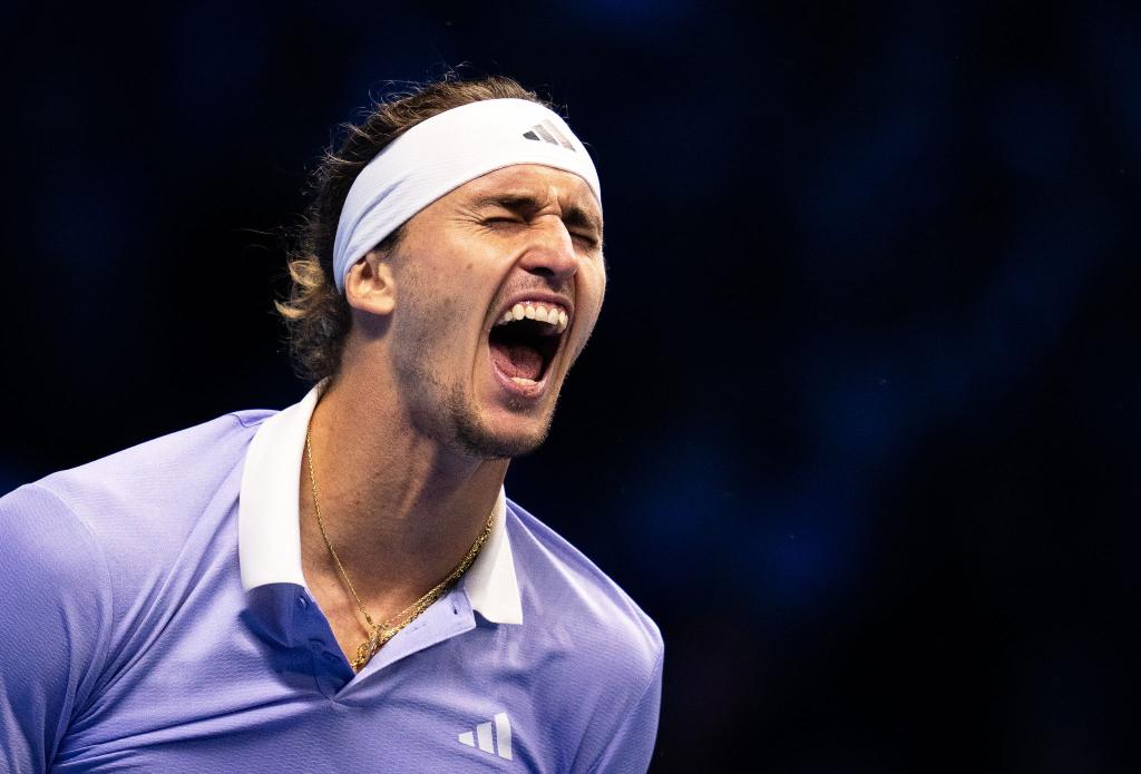 Alexander Zverev spielt in Turin um den Finaleinzug gegen Taylor Fritz. - Foto: Marco Alpozzi/LaPresse via ZUMA Press/dpa