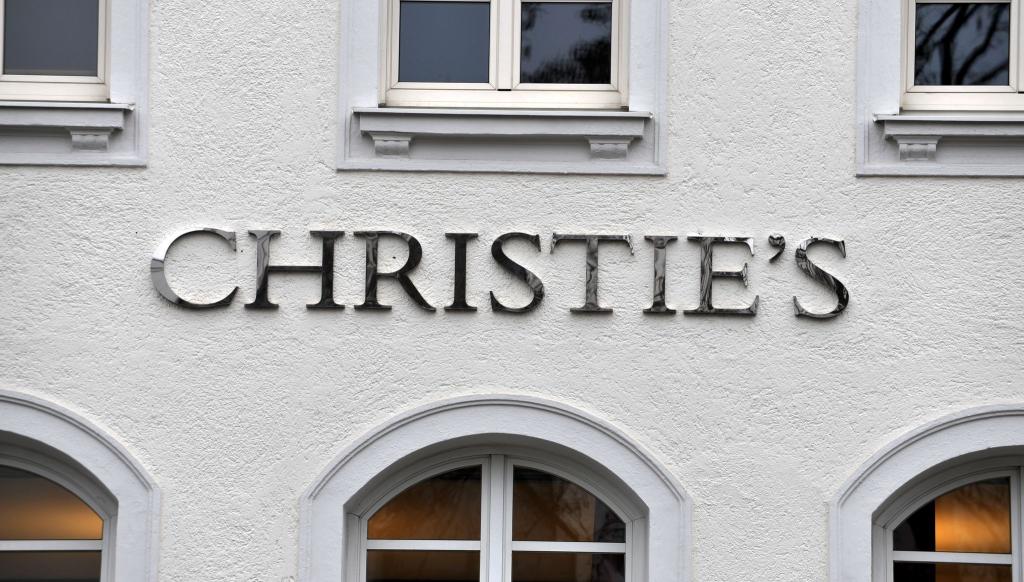 Im Auktionshaus Christie's in New York hat ein Magritte-Gemälde einen Rekordpreis erzielt. - Foto: picture alliance / dpa