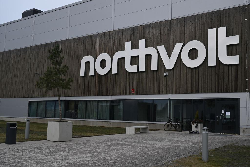 Northvolt ringt seit längerem mit seinen Finanzen. (Archivbild) - Foto: Britta Pedersen/dpa