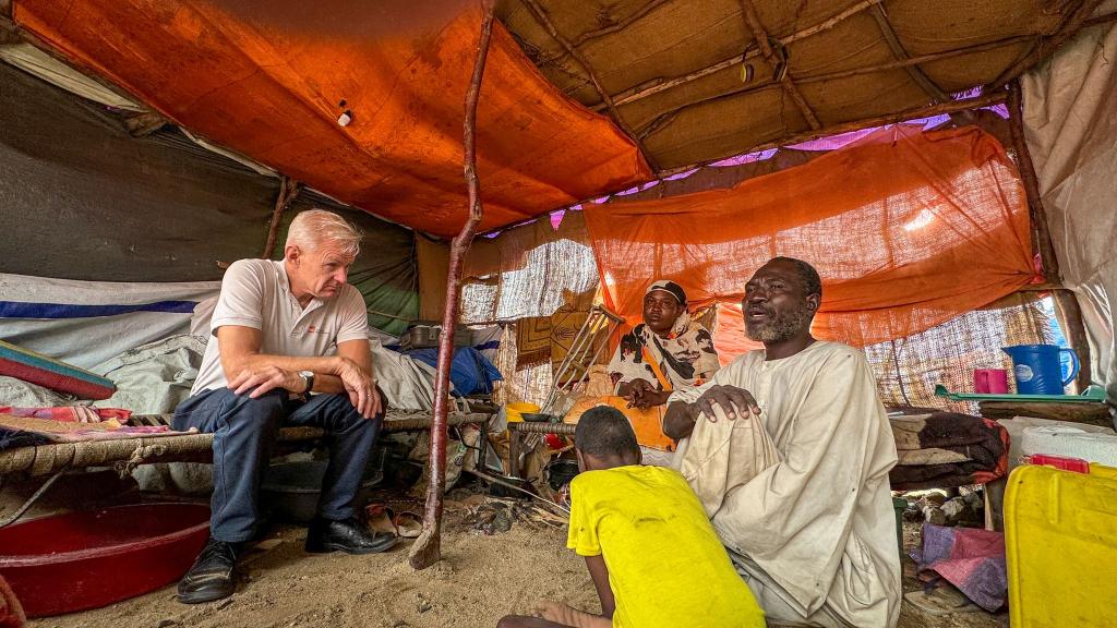 Egeland wirft der internationalen Gemeinschaft mit Blick auf die Krise im Sudan empörendes Verhalten vor. - Foto: Ahmed Elsir/NRK/dpa