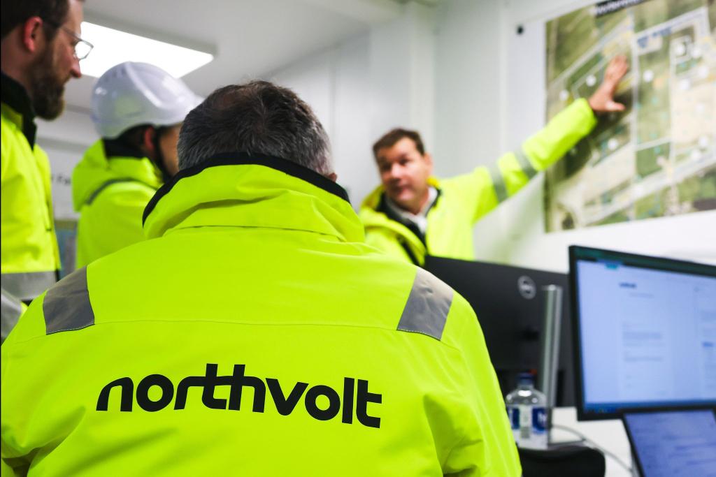 Kosten die finanziellen Schwierigkeiten bei Northvolt auch den Staat viel Geld? BSW-Chefin Wagenknecht will Auskunft vom Bundeswirtschaftsminister. - Foto: Frank Molter/dpa