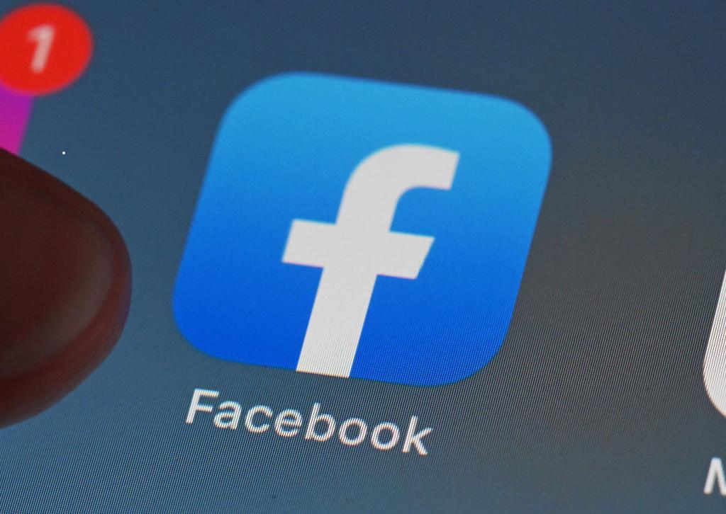 Die irische Datenschutzbehörde hat dem Facebook-Mutterkonzern eine Millionenstrafe aufgebrummt. (Symbolbild) - Foto: Uli Deck/dpa