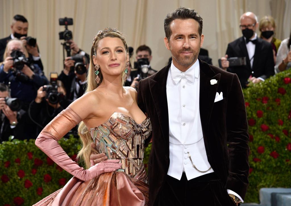 Das Schauspieler-Ehepaar Blake Lively und Ryan Reynolds wurde von ihrem Kollegen Justin Baldoni wegen Verleumdung verklagt. (Archivbild) - Foto: Evan Agostini/Invision/AP/dpa