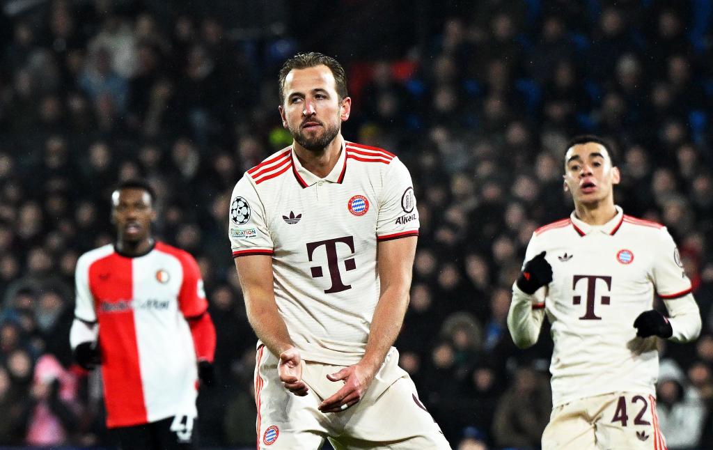 Pure Verzweiflung: Harry Kane (l) und Jamal Musiala (r) hatten kein Schussglück. - Foto: Federico Gambarini/dpa