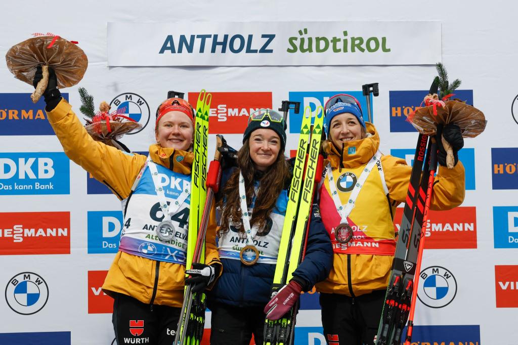 Selina Grotian (l) und Franziska Preuß (r) müssen nur einer den Vortritt lassen. - Foto: Alessandro Trovati/AP/dpa