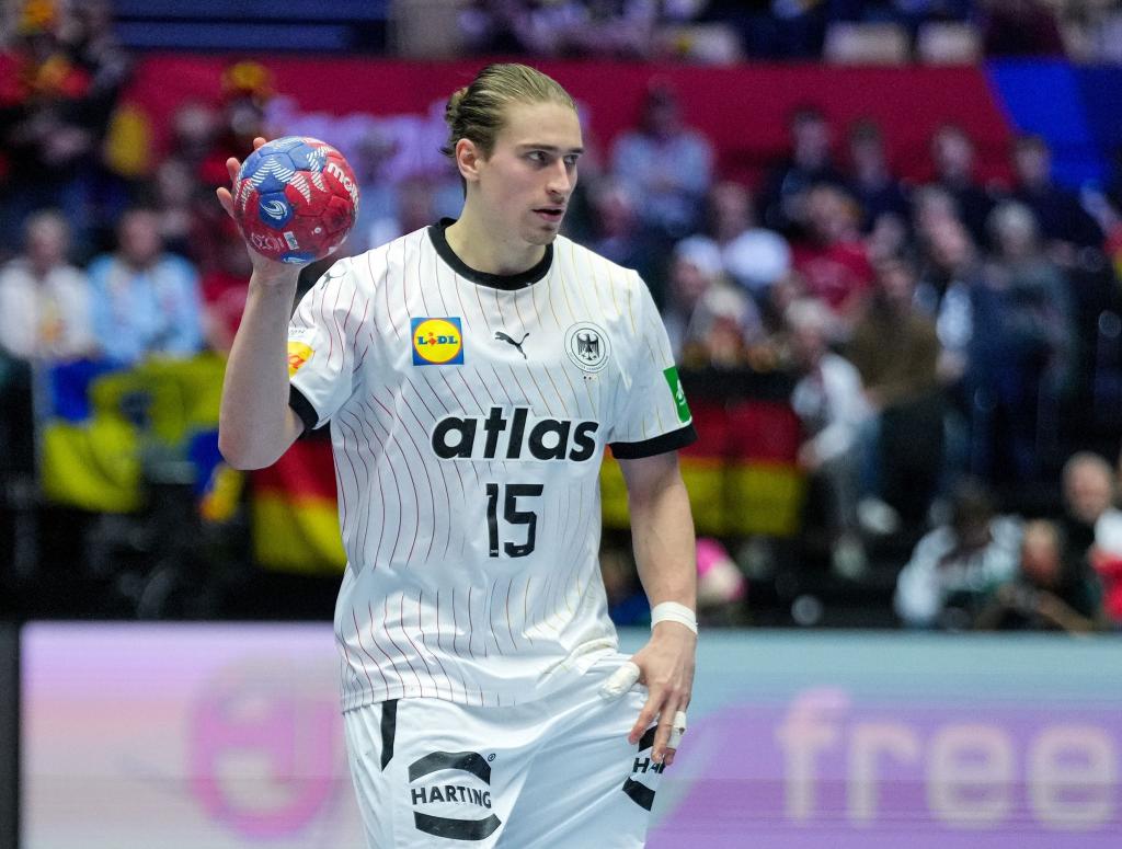 Juri Knorr steht den Handballern im WM-Viertelfinale gegen Portugal wohl zur Verfügung. - Foto: Sören Stache/dpa