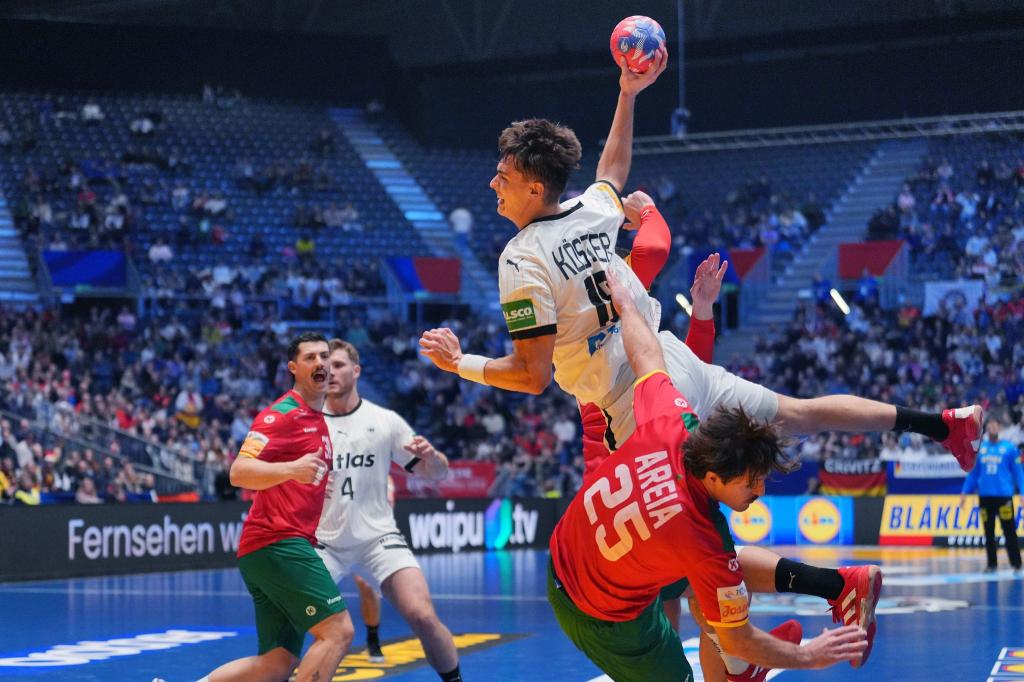 Die deutschen Handballer sind im WM-Viertelfinale gegen Portugal ausgeschieden. - Foto: Soeren Stache/dpa