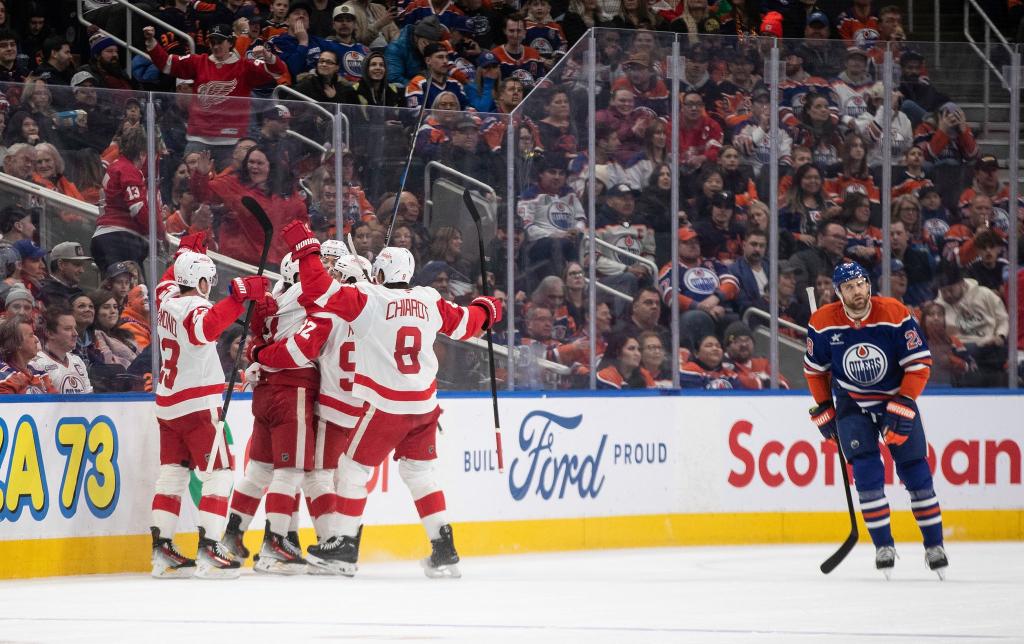 Die Detroit Red Wings gewinnen das vierte Spiel in Folge. - Foto: JASON FRANSON/The Canadian Press/AP/dpa