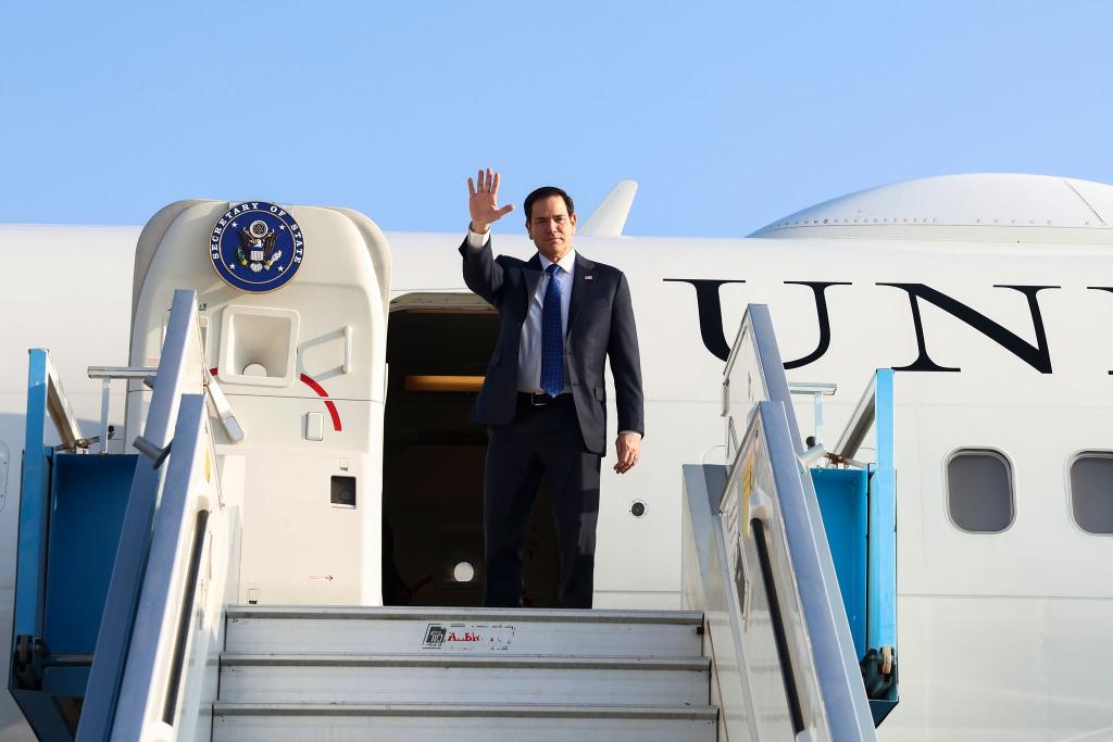 Für US-Außenminister Rubio ist es das erste Aufeinandertreffen mit seinem russischen Kollegen. - Foto: Evelyn Hockstein/Pool Reuters/AP/dpa