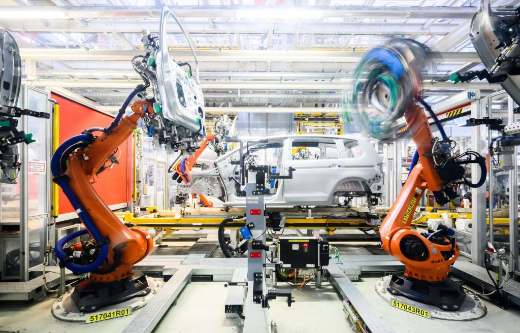 Insbesondere die Produktion in der Automobilindustrie ist zu Jahresbeginn gestiegen. - Foto: Julian Stratenschulte/dpa