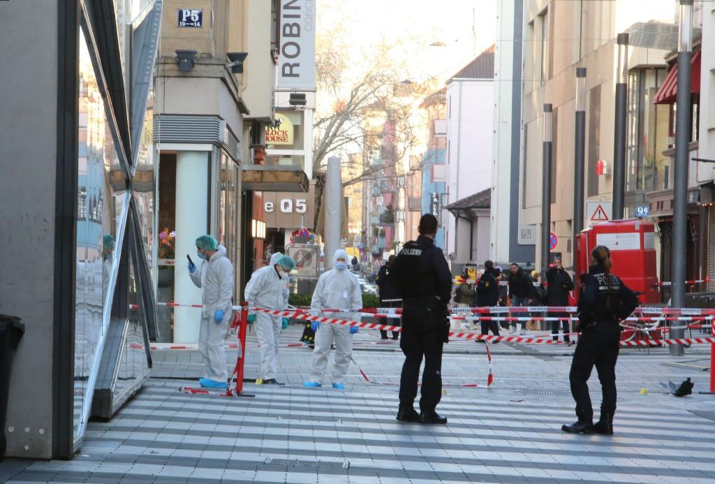 Der Todesfahrer von Mannheim wollte sich nach Angaben der Staatsanwaltschaft von der Polizei erschießen lassen. Der Tatverdächtige ist nach bisherigen Erkenntnissen psychisch krank. (Archivfoto) - Foto: Dieter Leder/dpa